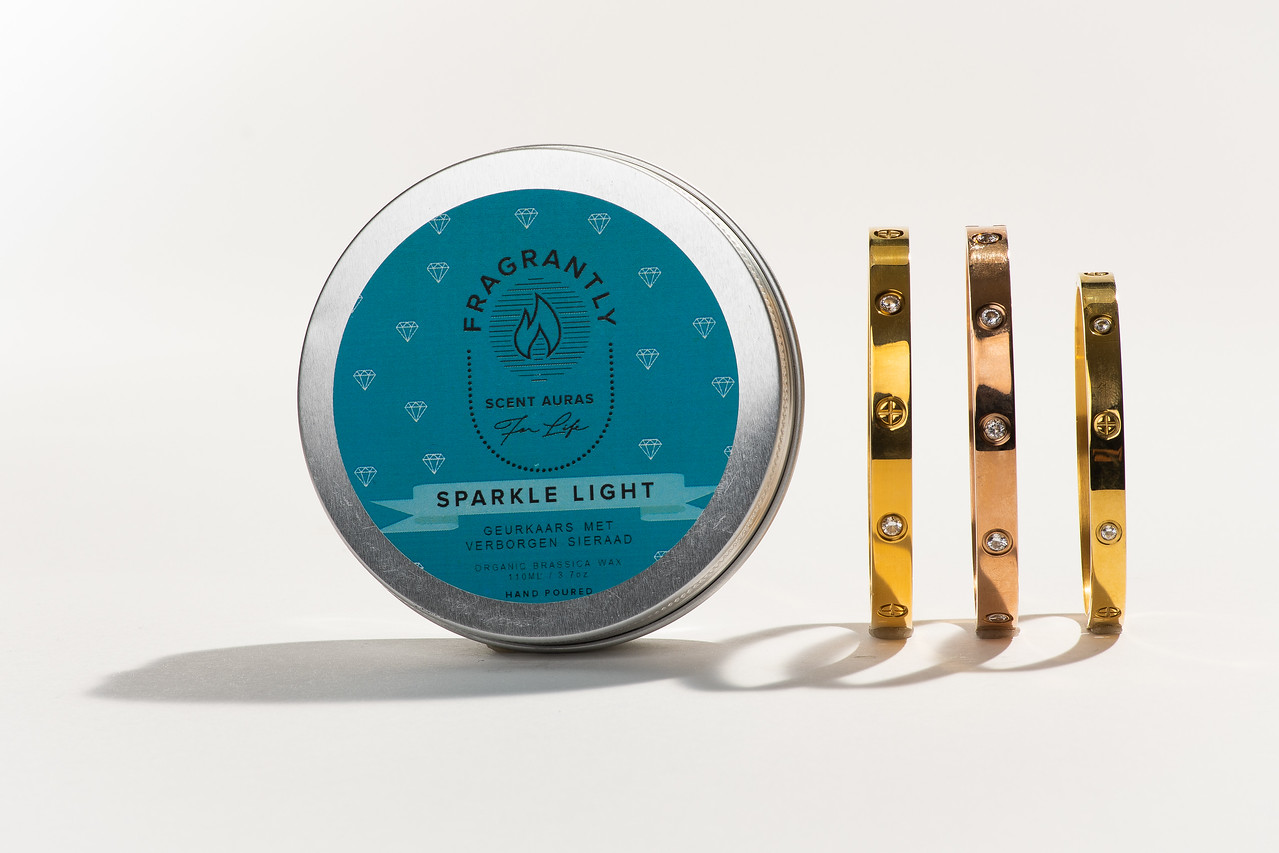 Fragrantly Sparkle Light cadeau - geurkaars met titanium armband