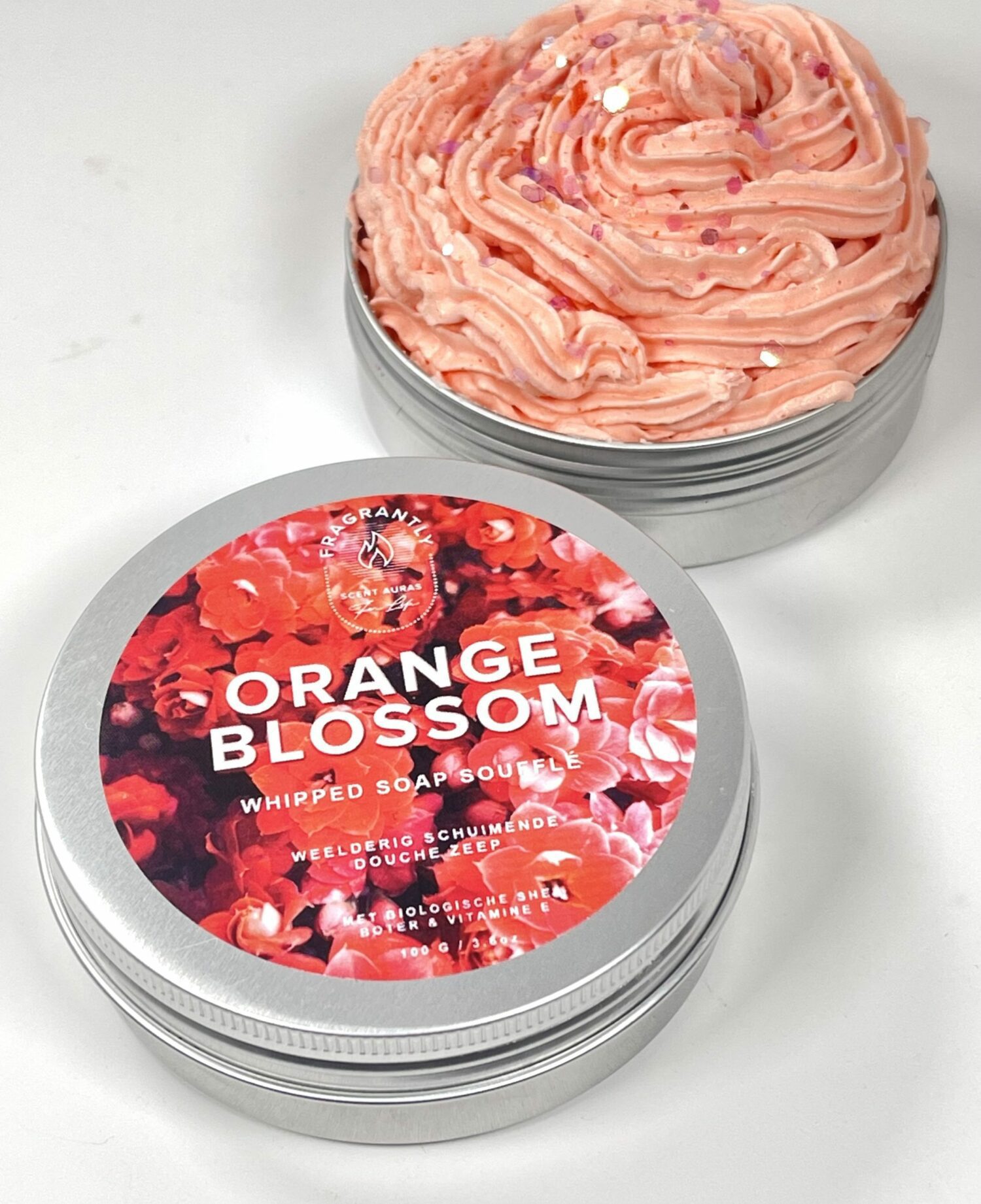 Fragrantly Orange Blossom whipped soap souffle in blik bovenaanzicht